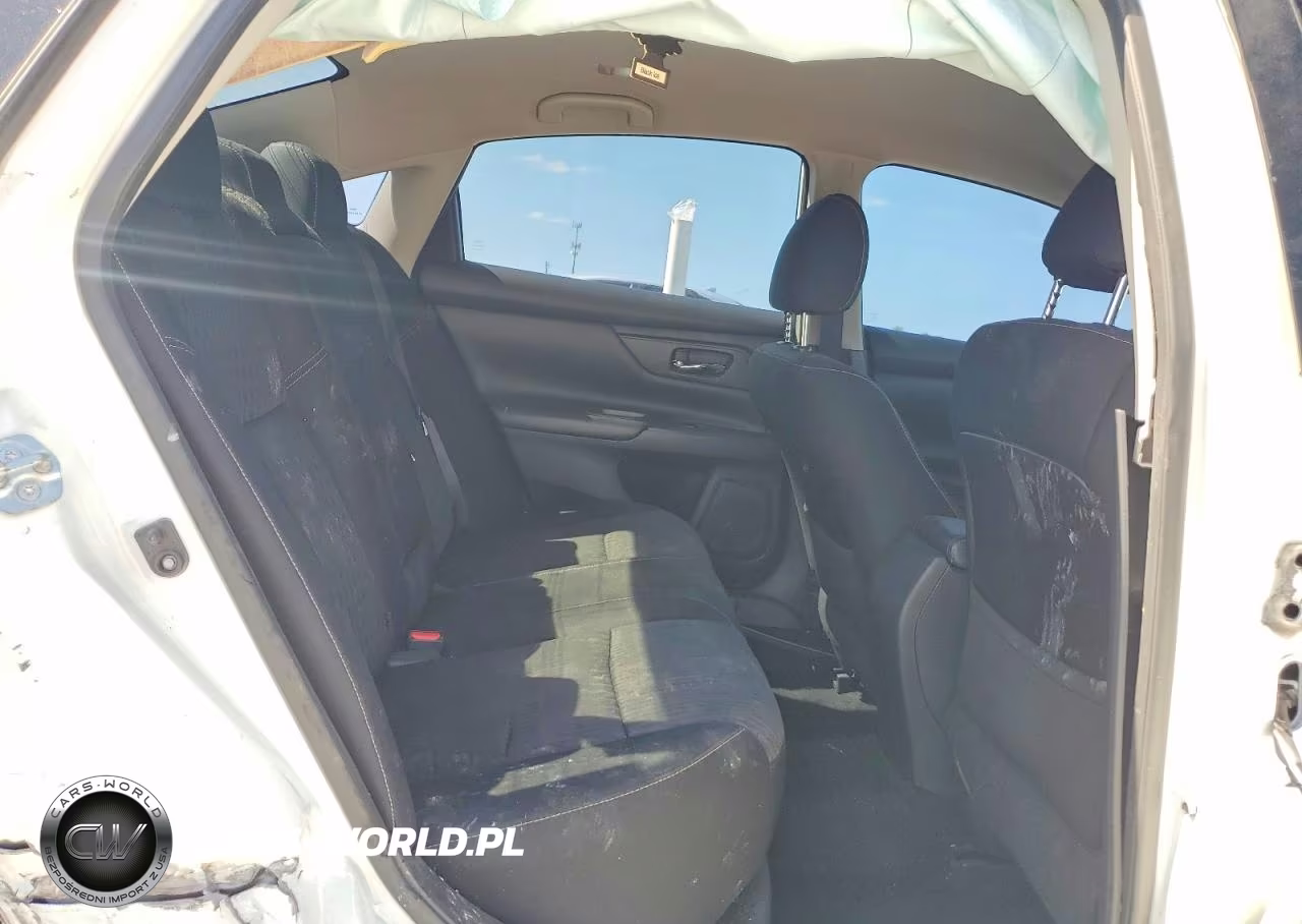 2018 Nissan Altima 2.5 S VIN:1N4AL3AP1JC140623 - 10