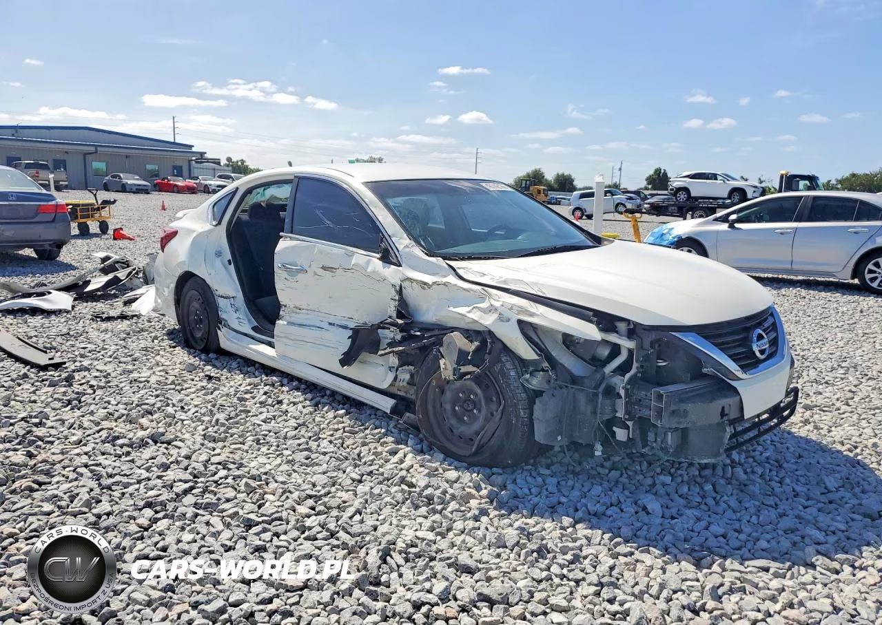 2018 Nissan Altima 2.5 S VIN:1N4AL3AP1JC140623 - 4