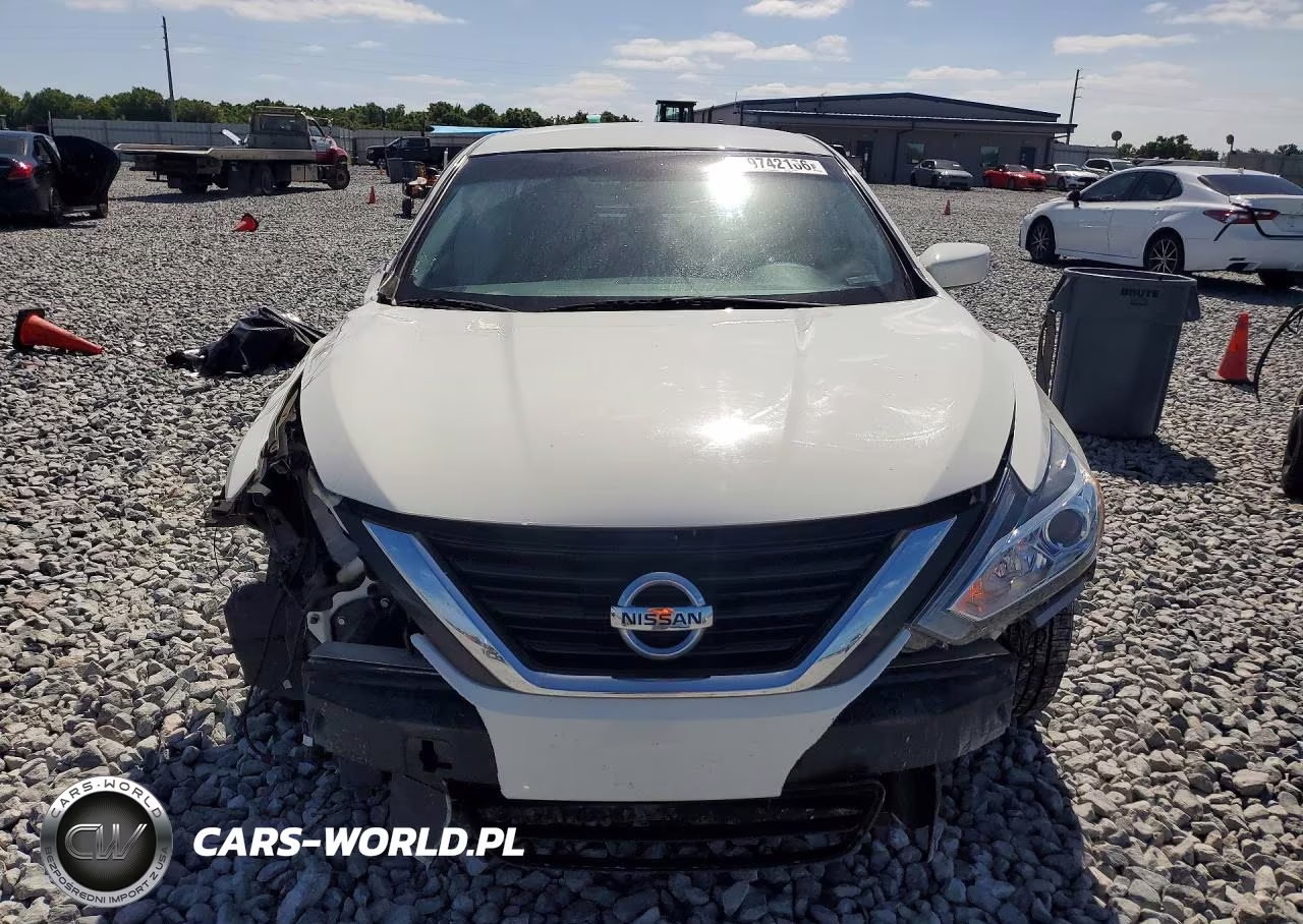 2018 Nissan Altima 2.5 S VIN:1N4AL3AP1JC140623 - 5
