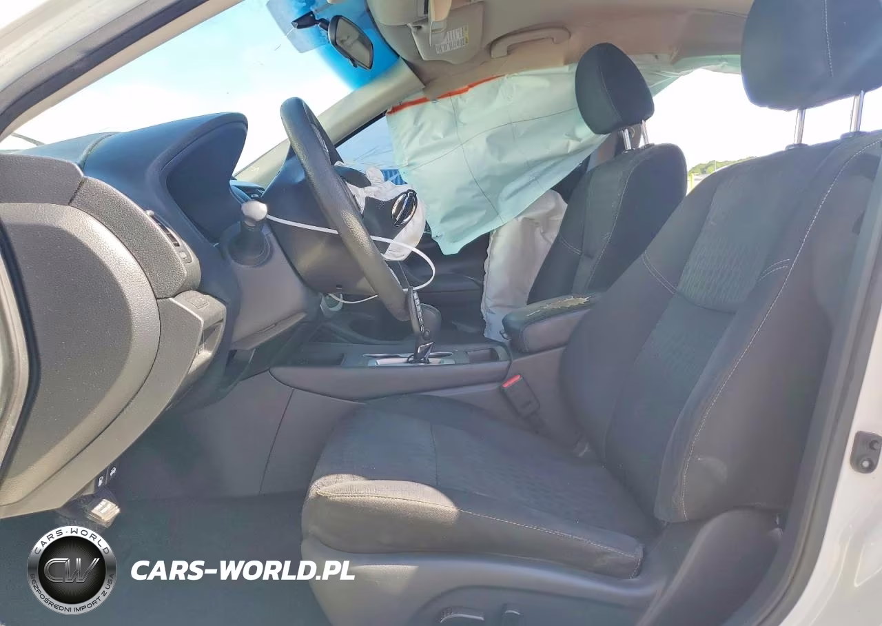 2018 Nissan Altima 2.5 S VIN:1N4AL3AP1JC140623 - 7