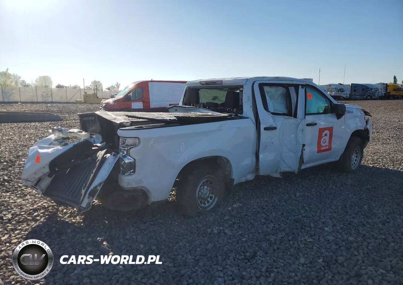 2025 Chevrolet Silverado K1500 VIN:1GCUKAED5SZ254637 - 3