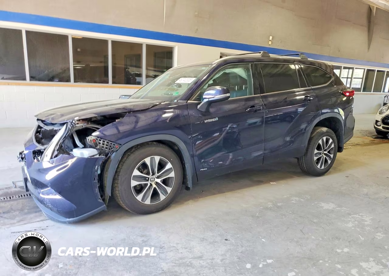 2021 Toyota Highlander Hybrid Xle