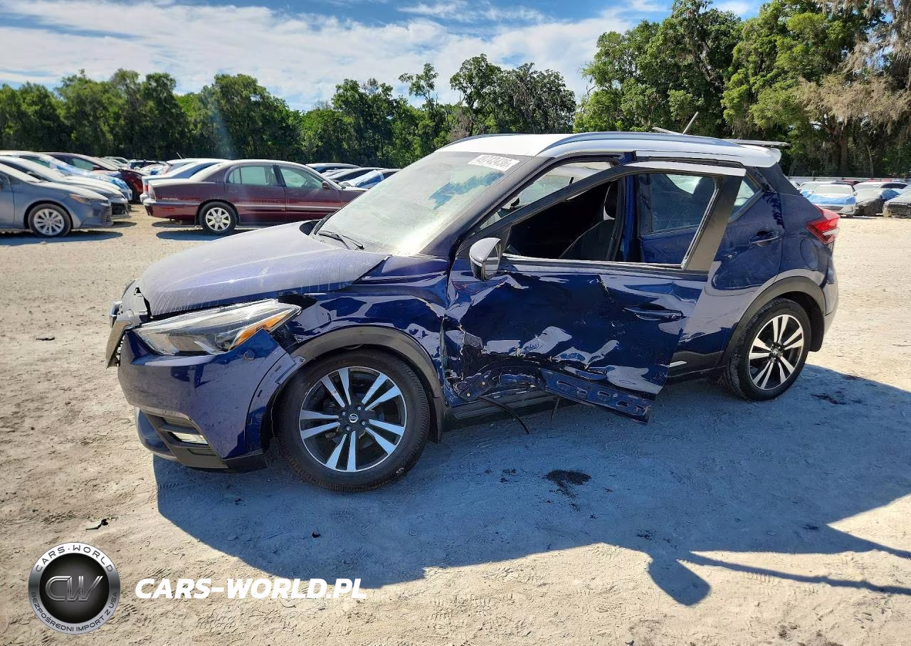 2019 Nissan Kicks Sr