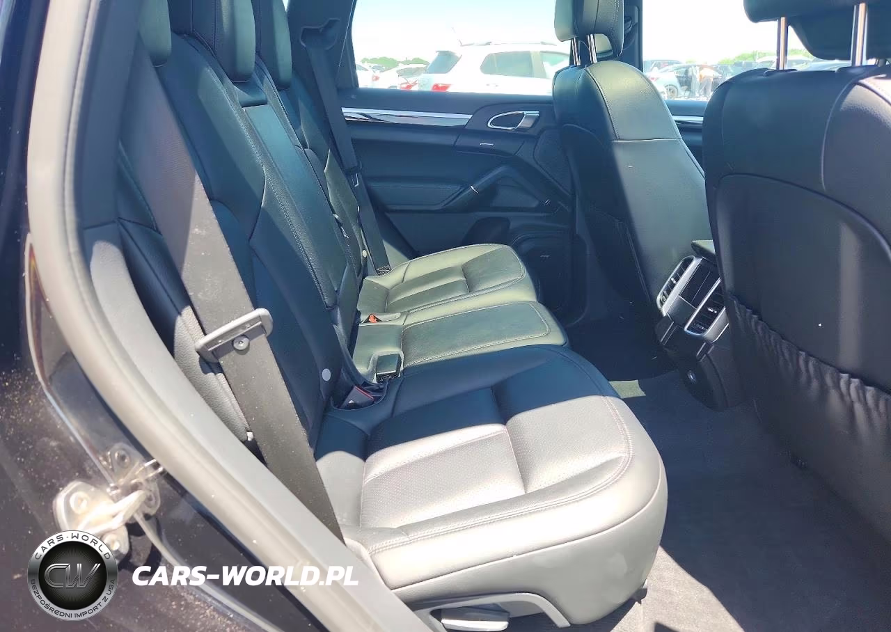 2016 Porsche Cayenne VIN:WP1AA2A28GKA36786 - 11