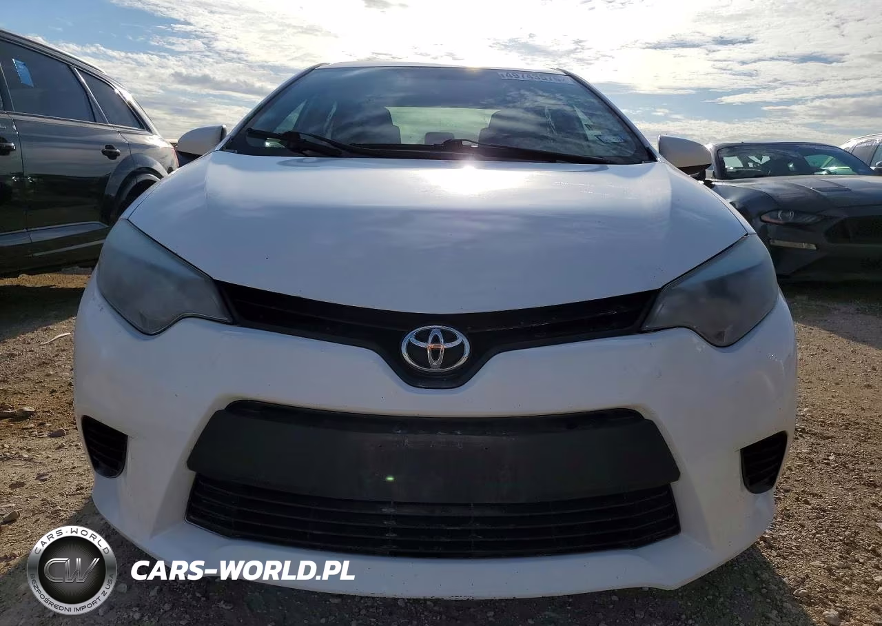 2015 Toyota Corolla L VIN:5YFBURHE0FP330298 - 5