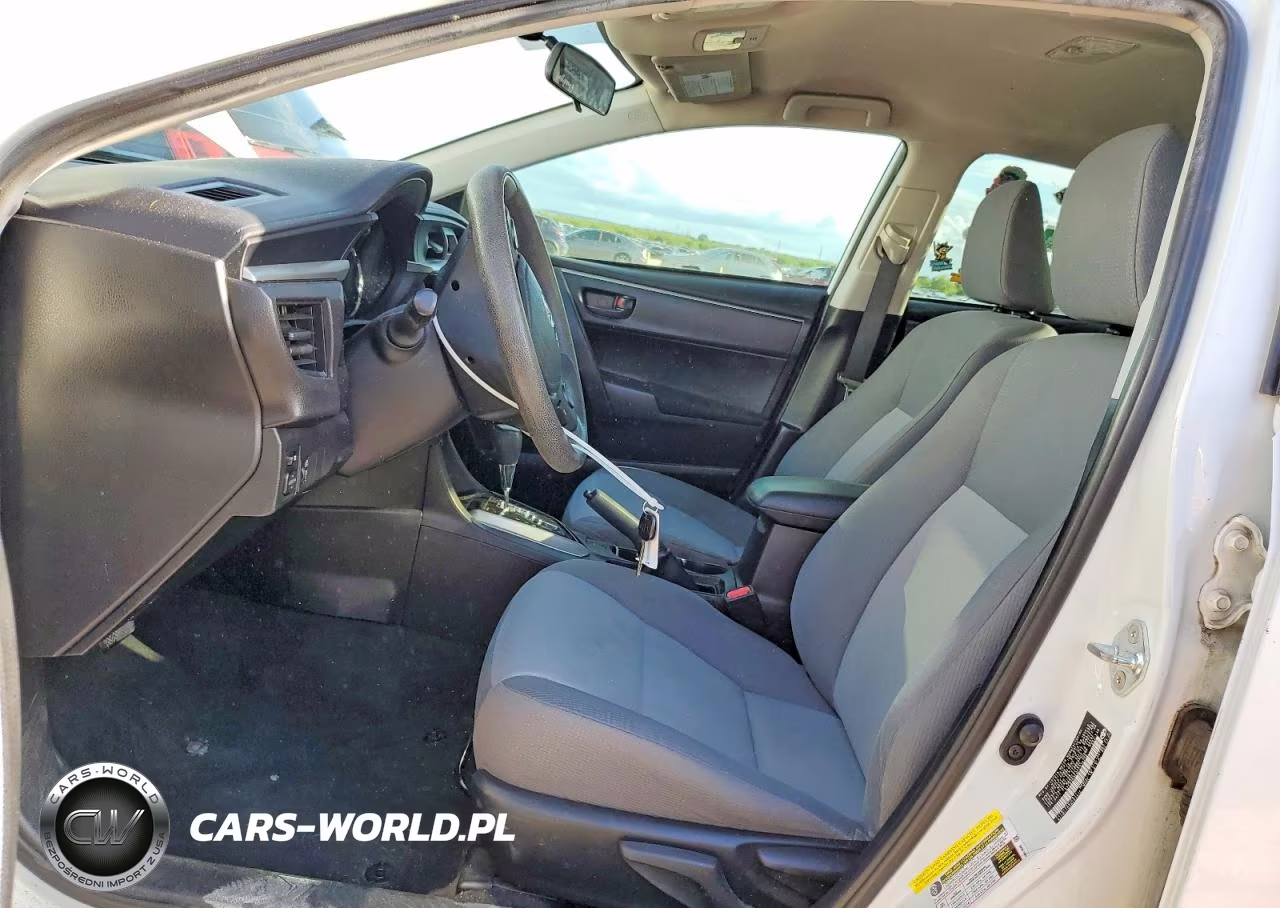 2015 Toyota Corolla L VIN:5YFBURHE0FP330298 - 7
