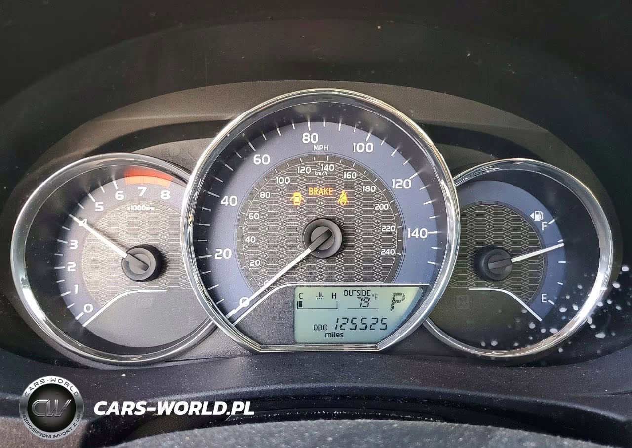 2015 Toyota Corolla L VIN:5YFBURHE0FP330298 - 9