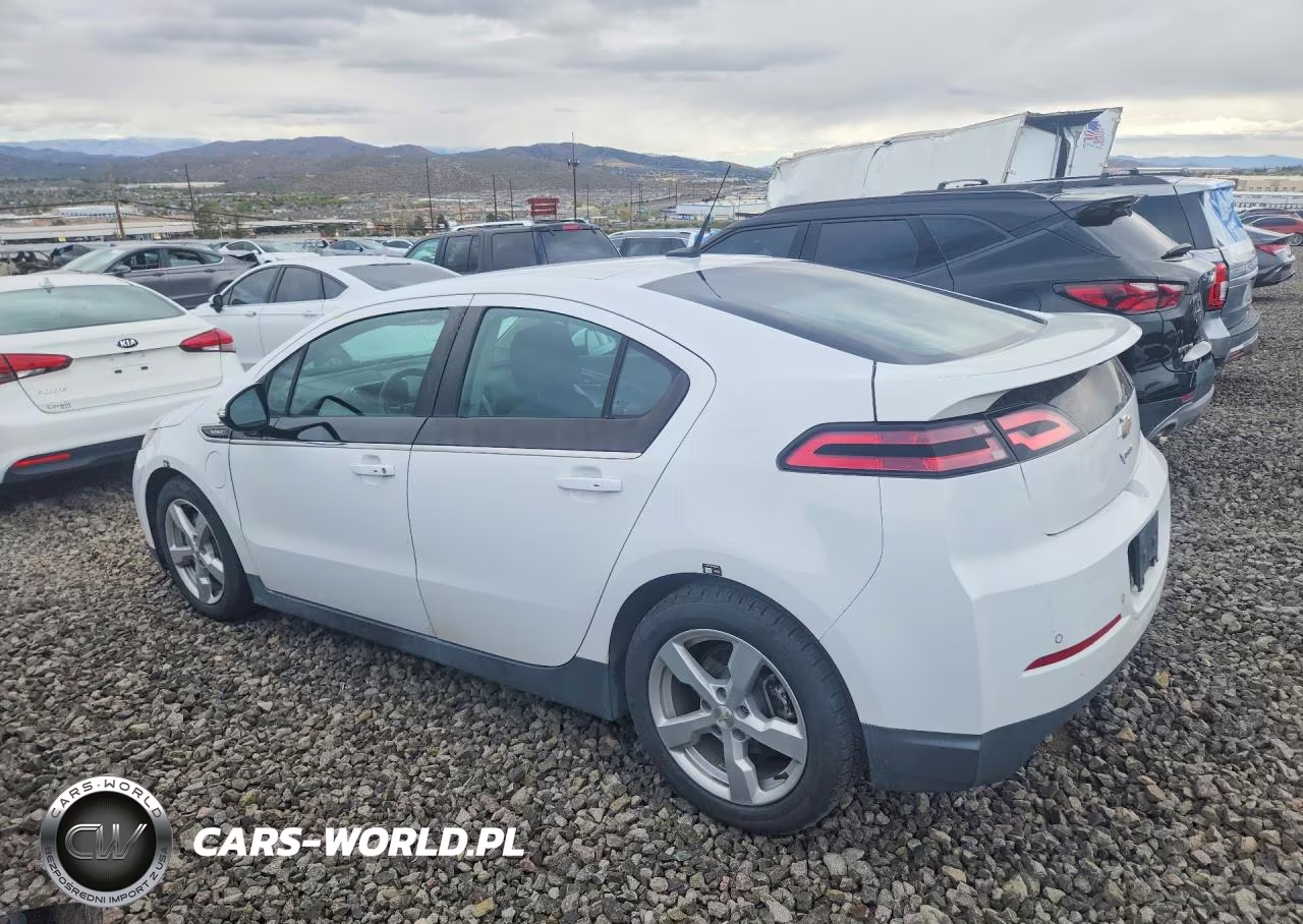 2014 Chev Volt VIN:1G1RE6E44EU137748 - 2