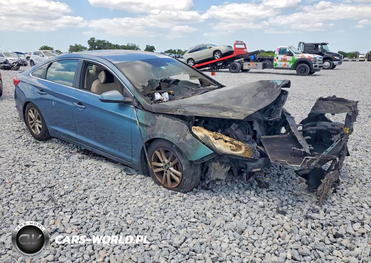 2017 Hyundai Sonata Se VIN:5NPE24AF1HH498590 - 4