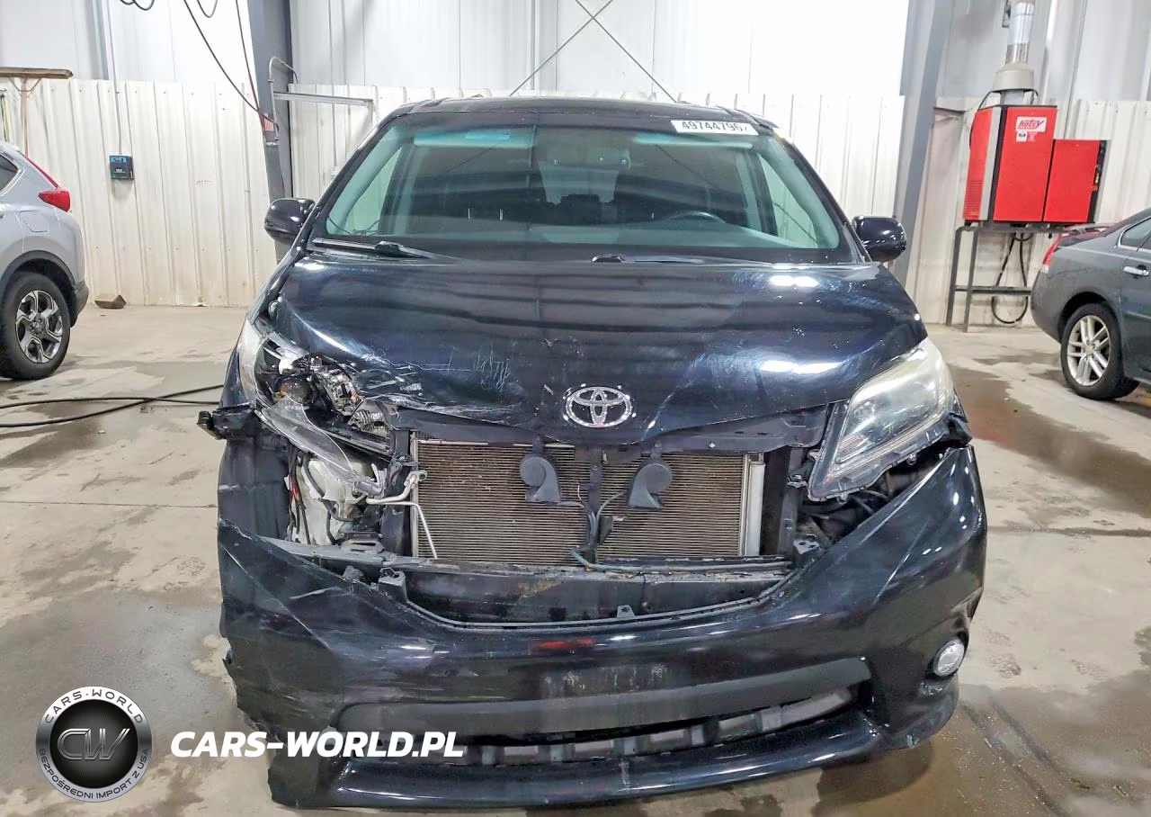 2015 Toyota Sienna Sport VIN:5TDXK3DC9FS553105 - 5