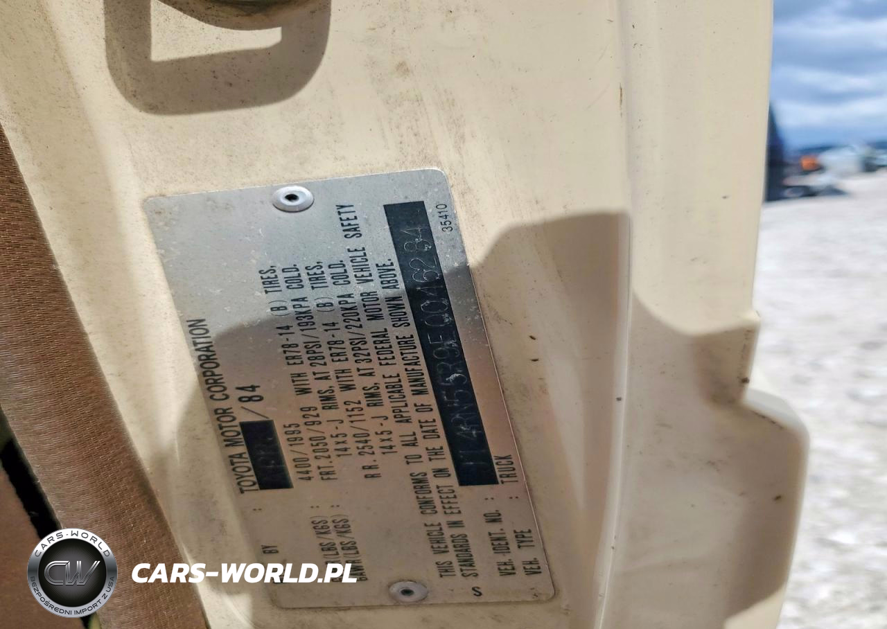 1984 Toyota Pickup Base VIN:JT4RN55R9E0046284 - 12