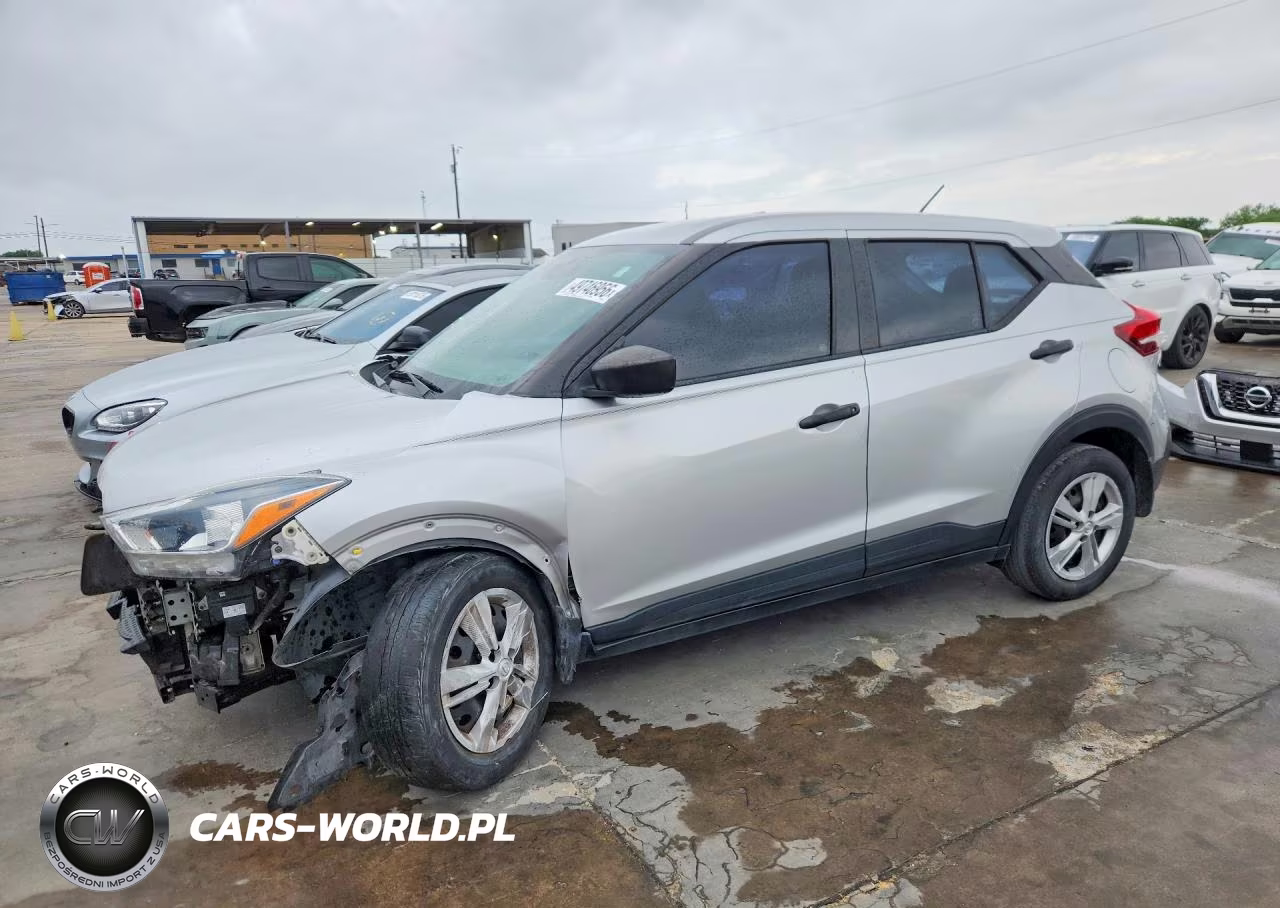 2020 Nissan Kicks S