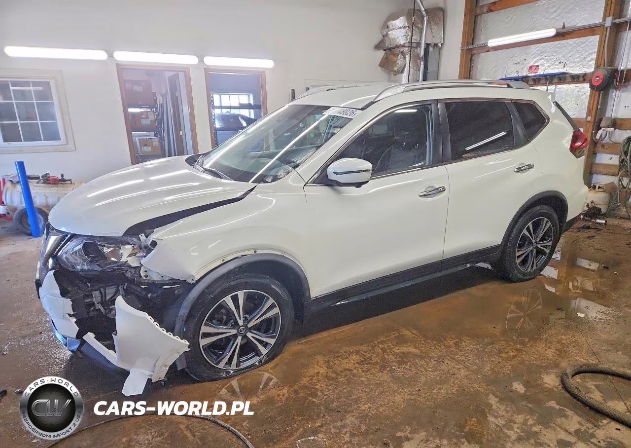 2020 Nissan Rogue Sv