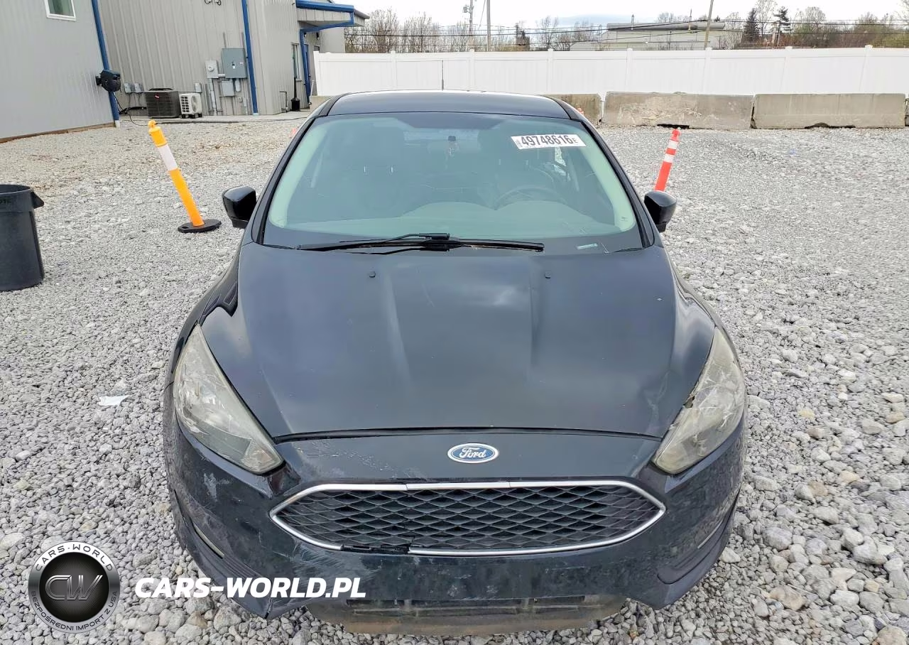 2016 Ford Focus Se VIN:1FADP3K25GL346041 - 5