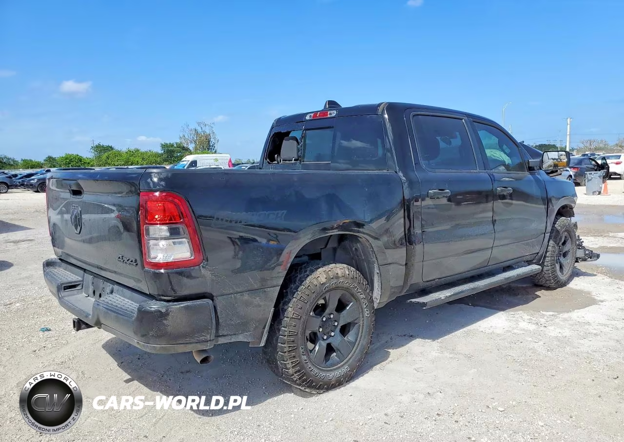 2023 Ram 1500 Tradesman VIN:1C6RRFGG7PN695214 - 3