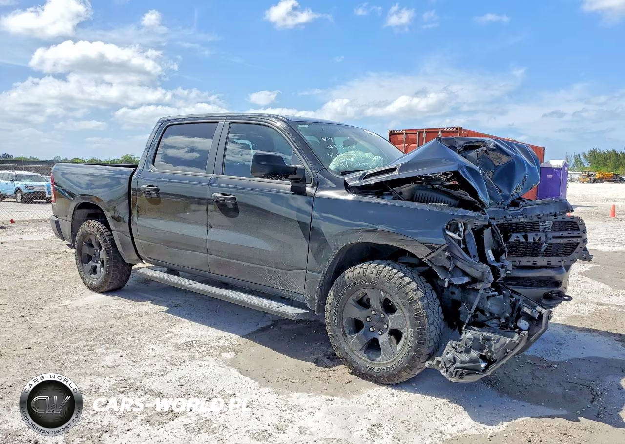 2023 Ram 1500 Tradesman VIN:1C6RRFGG7PN695214 - 4