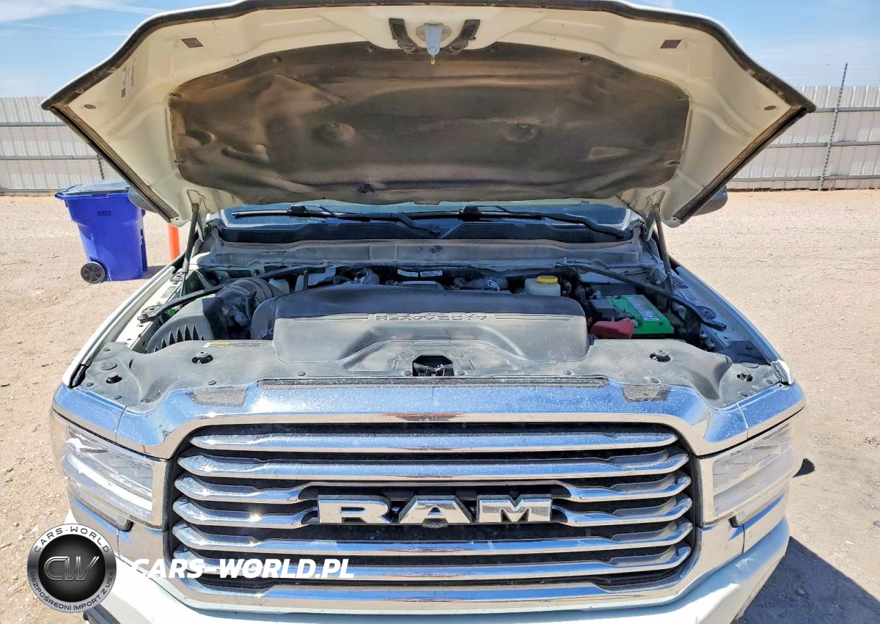 2019 Ram 2500 Longhorn VIN:3C6UR5PL7KG601660 - 11