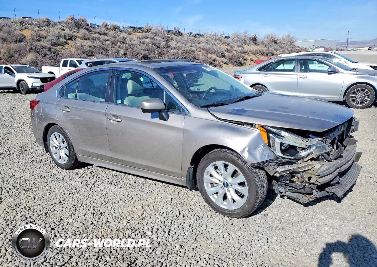 2015 Subaru Legacy 2.5I Premium VIN:4S3BNAC6XF3023213 - 4