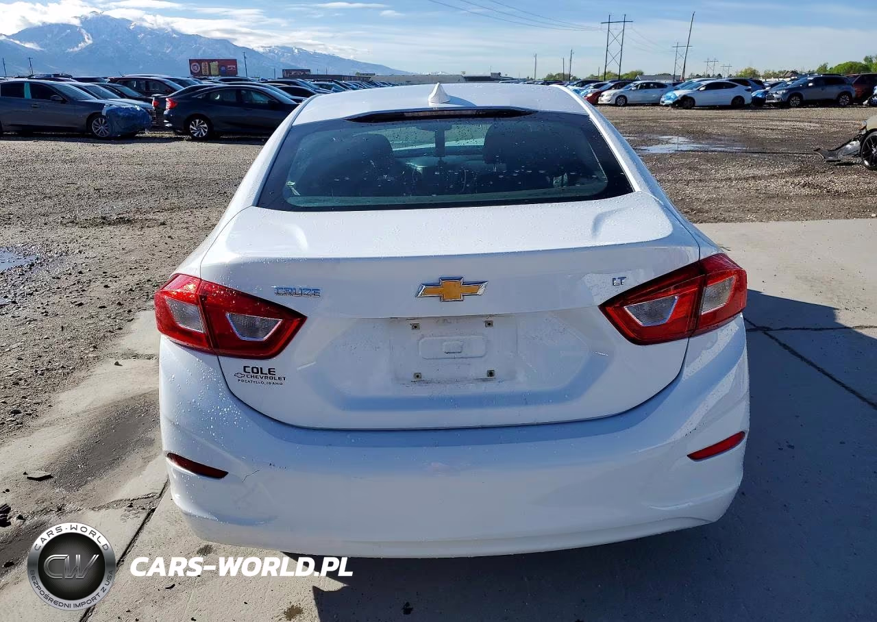 2018 Chevrolet Cruze Lt VIN:1G1BE5SM5J7180844 - 6