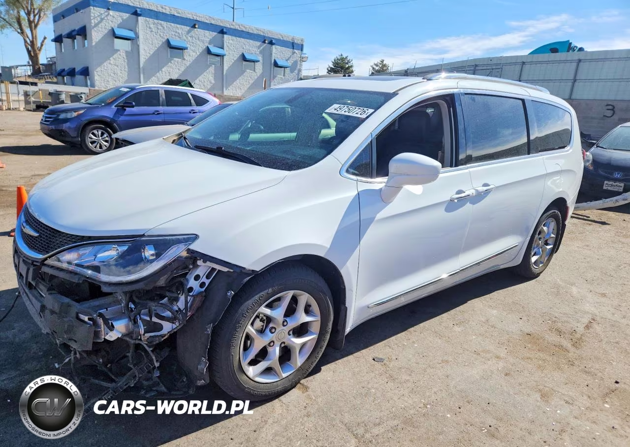 2018 Chrysler Pacifica Touring L Plus