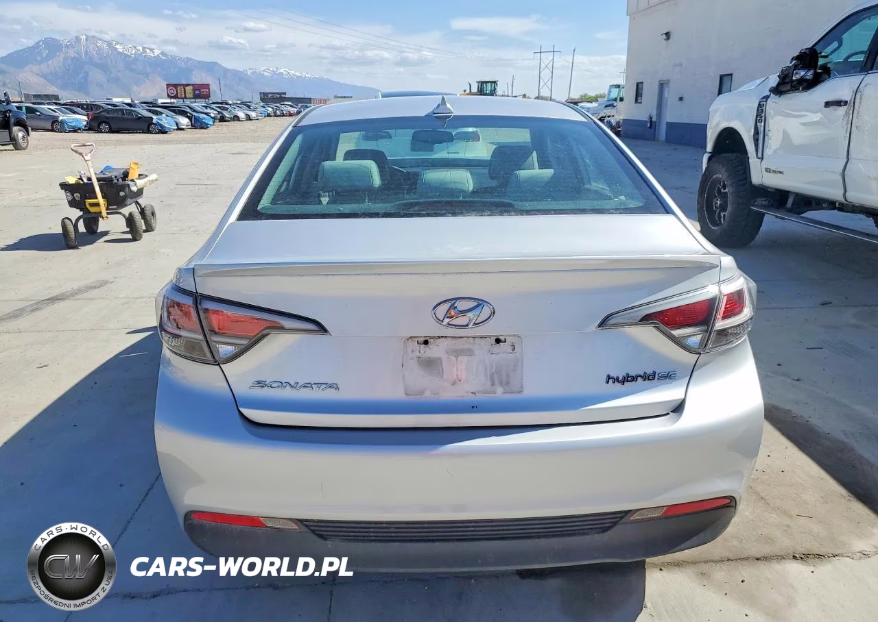 2016 Hyundai Sonata Hybrid Se VIN:KMHE24L15GA024743 - 6