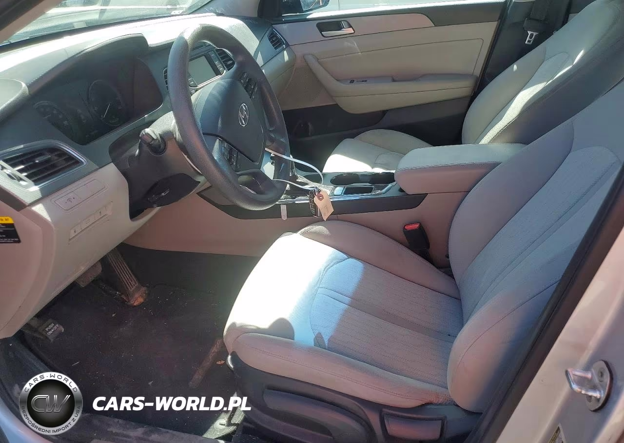 2016 Hyundai Sonata Hybrid Se VIN:KMHE24L15GA024743 - 7