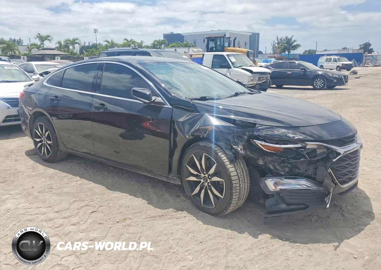 2020 Chevrolet Malibu Rs VIN:1G1ZG5ST2LF026181 - 4
