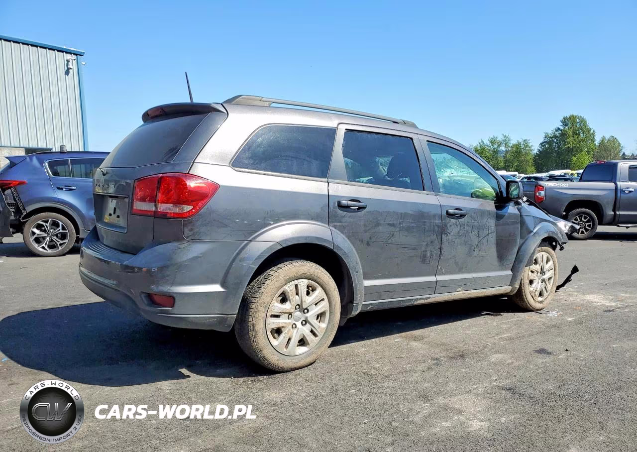 2019 Dodge Journey Se VIN:3C4PDCBB6KT719083 - 3