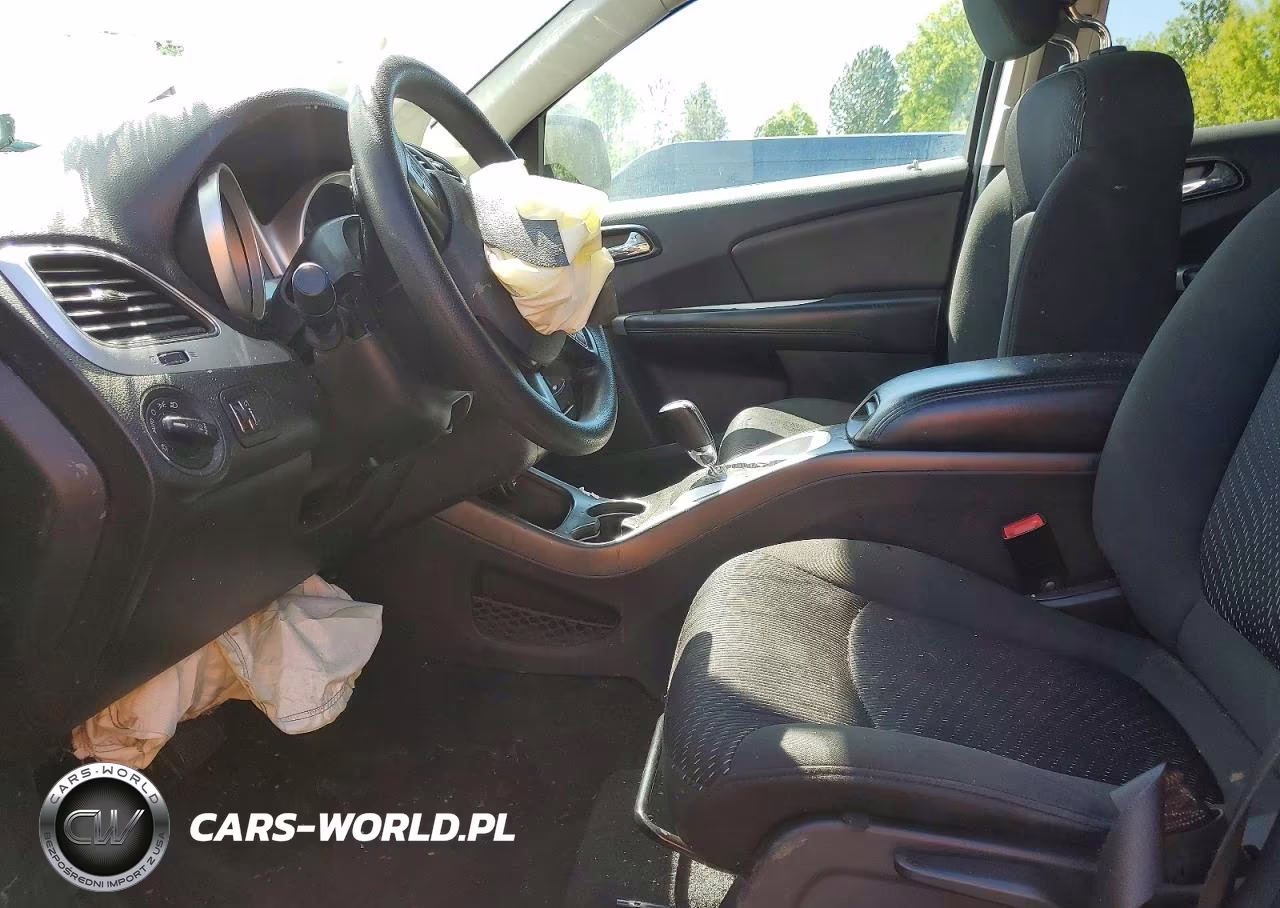 2019 Dodge Journey Se VIN:3C4PDCBB6KT719083 - 7