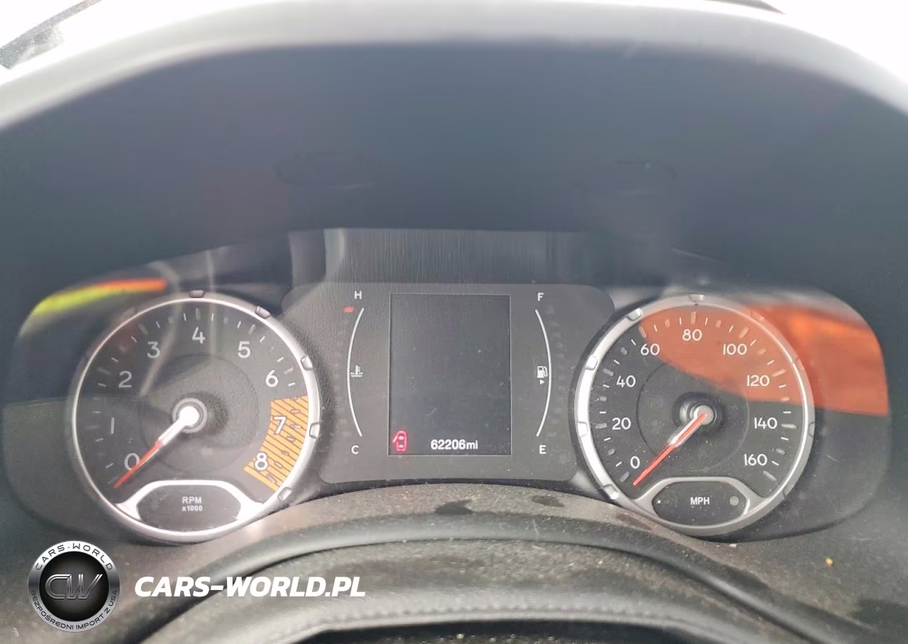 2020 Jeep Renegade Latitude VIN:ZACNJABB6LPL86863 - 9