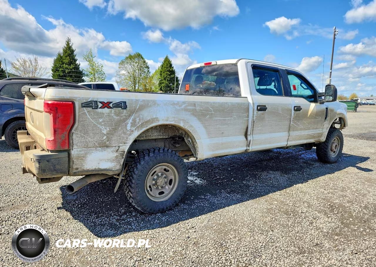 2018 Ford F250 Super Duty VIN:1FT7W2B69JEB52597 - 3