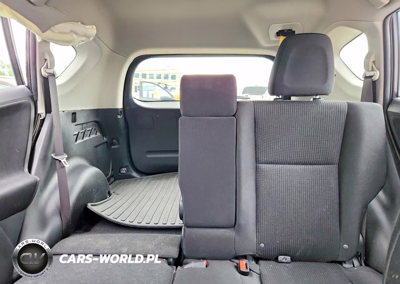 2017 Toyota Rav4 Le VIN:JTMBFREV1HJ118807 - 10