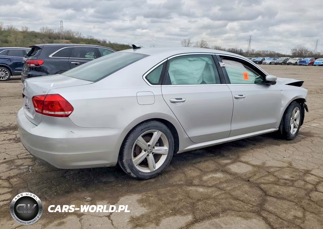 2013 Volkswagen Passat Se VIN:1VWBP7A34DC133514 - 3