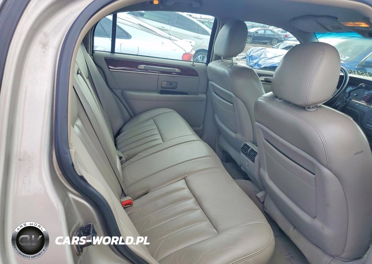2004 Linc Town Car VIN:1LNHM81W33Y626894 - 10