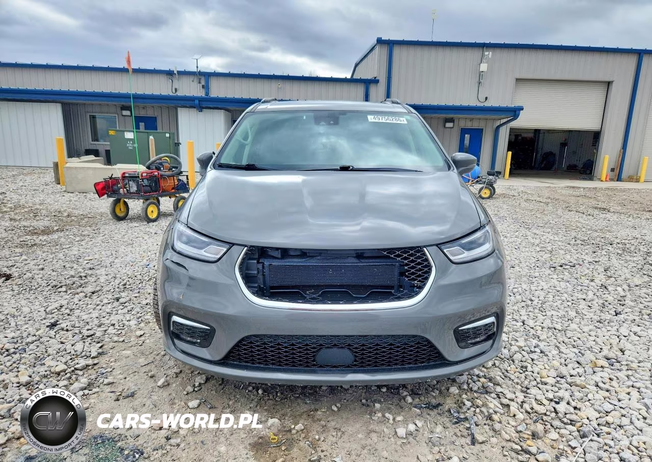 2022 Chrysler Pacifica Touring L VIN:2C4RC1BG2NR190427 - 5