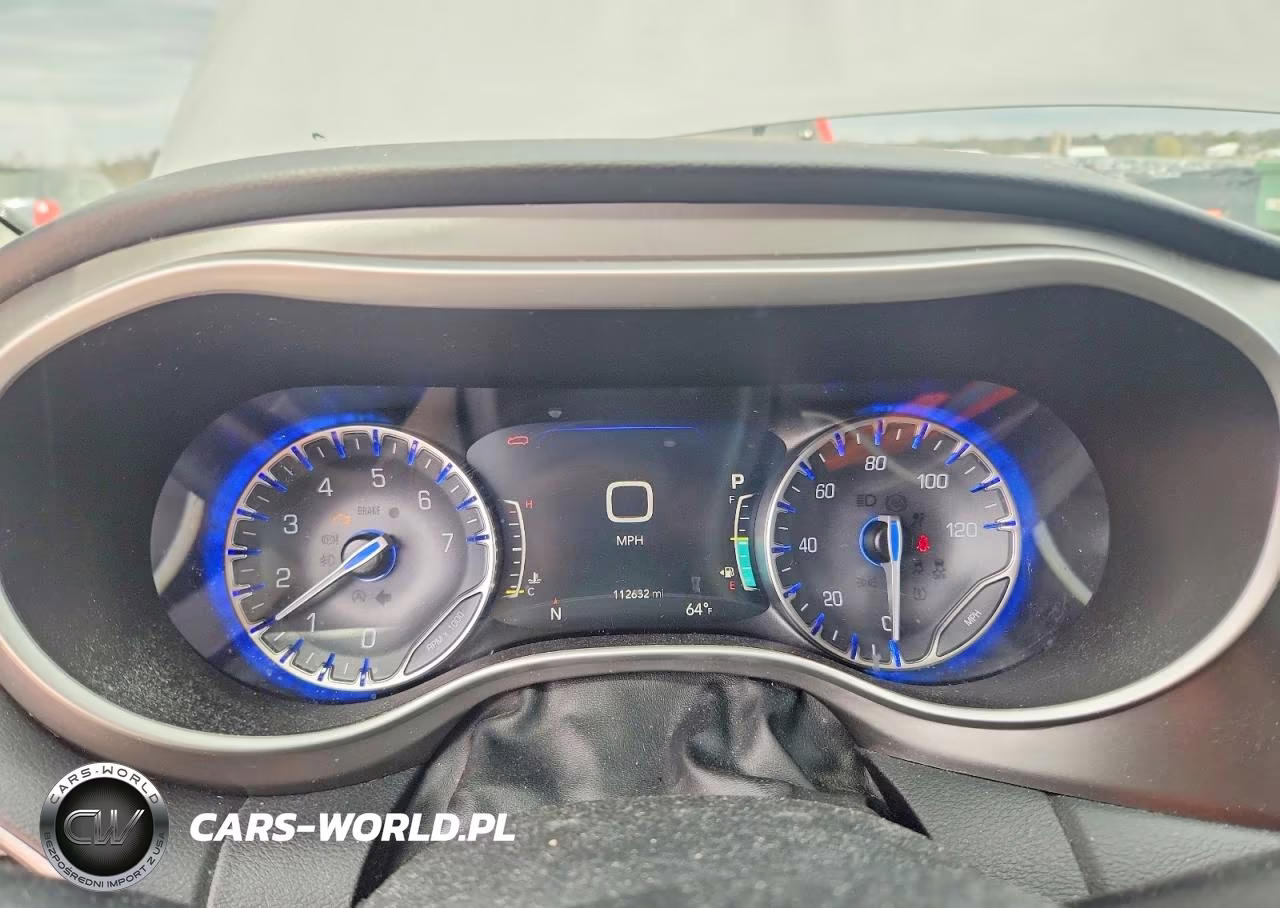 2022 Chrysler Pacifica Touring L VIN:2C4RC1BG2NR190427 - 9