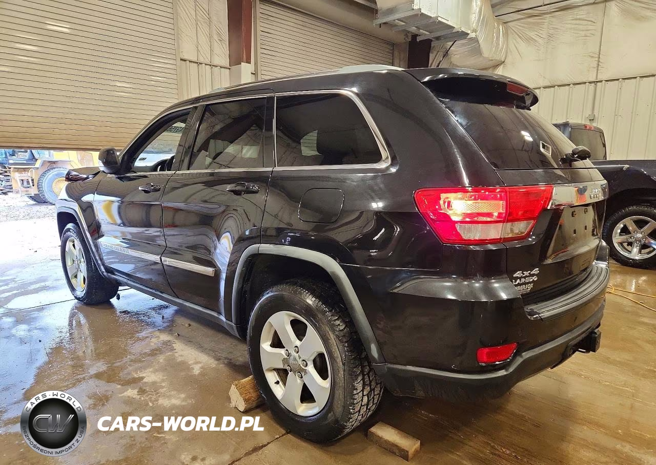 2011 Jeep Grand Cherokee Laredo VIN:1J4RR4GG2BC544597 - 2