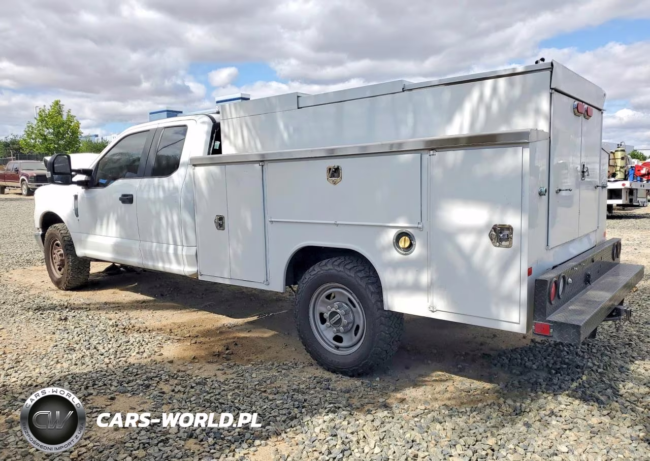 2022 Ford F350 Super Duty VIN:1FD8X3E64NEE94642 - 2