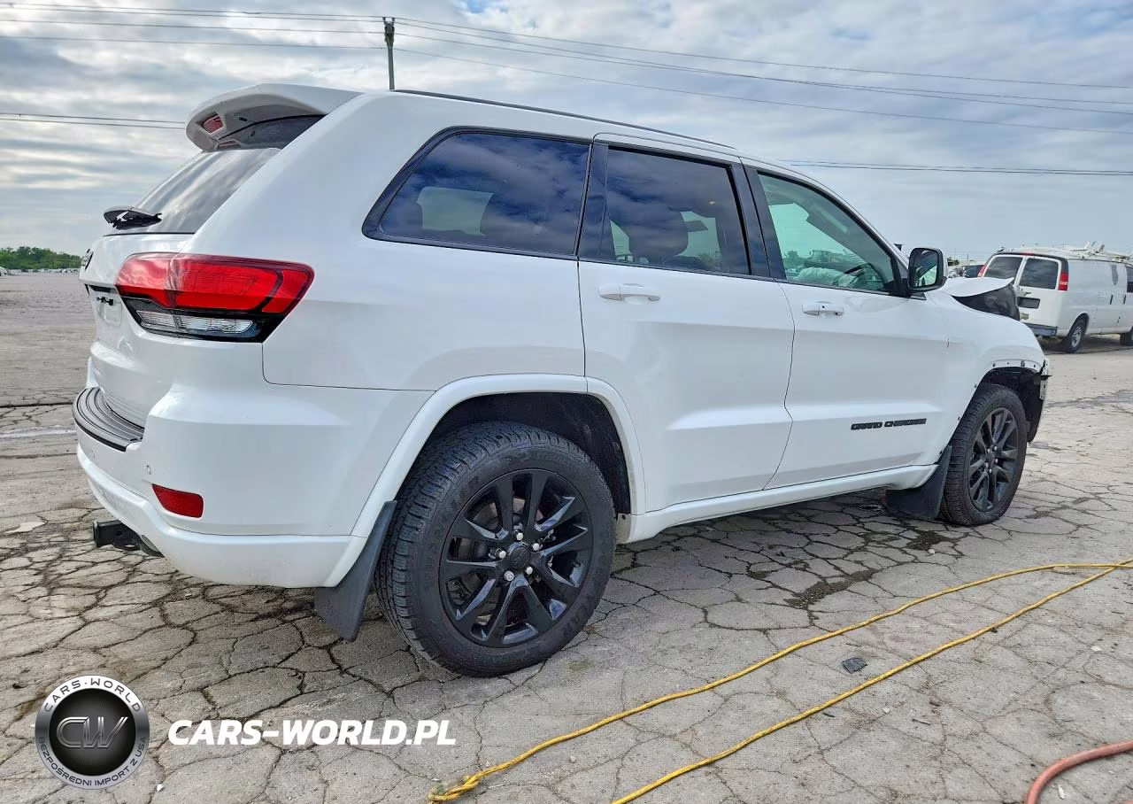 2021 Jeep Grand Cherokee Laredo VIN:1C4RJFAG8MC515030 - 3
