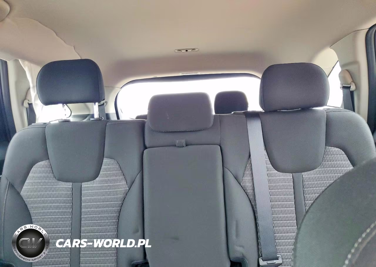 2021 Kia Sorento Lx VIN:5XYRG4LC3MG018881 - 10