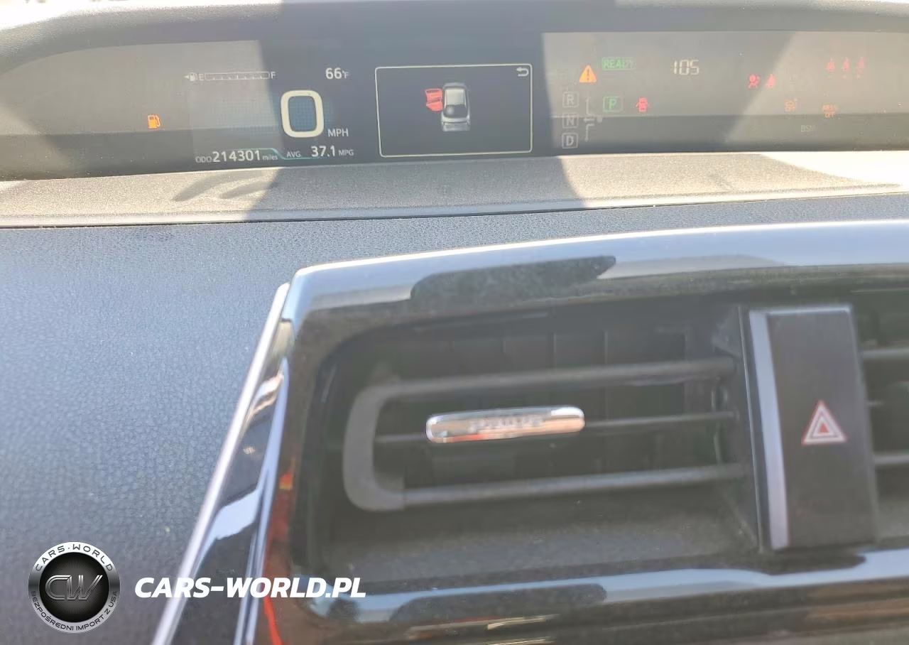 2017 Toyota Prius Two VIN:JTDKBRFU6H3574923 - 9