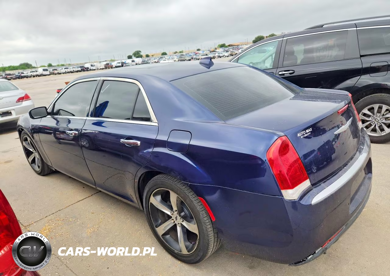 2017 Chrysler 300C VIN:2C3CCAEG8HH579766 - 2