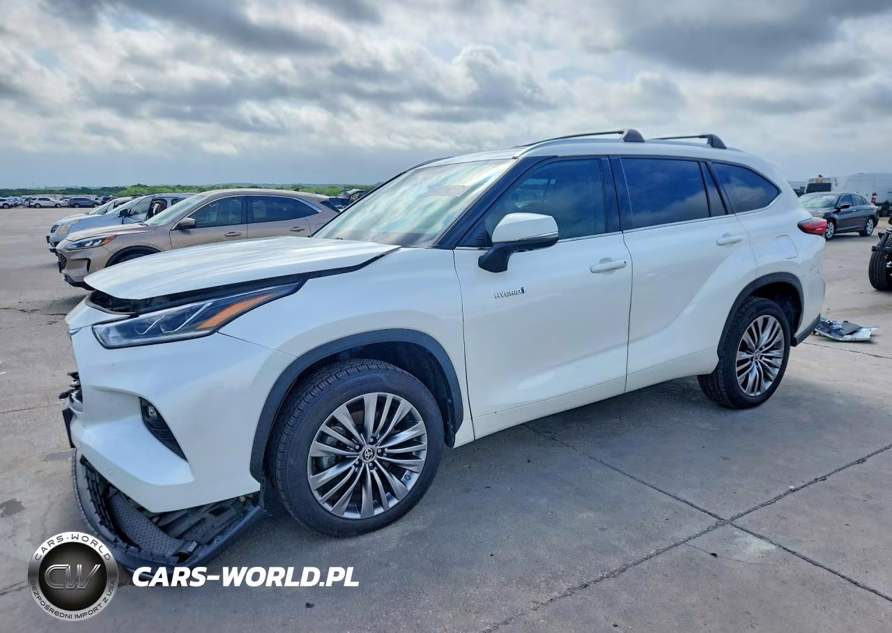 2021 Toyota Highlander Hybrid Platinum