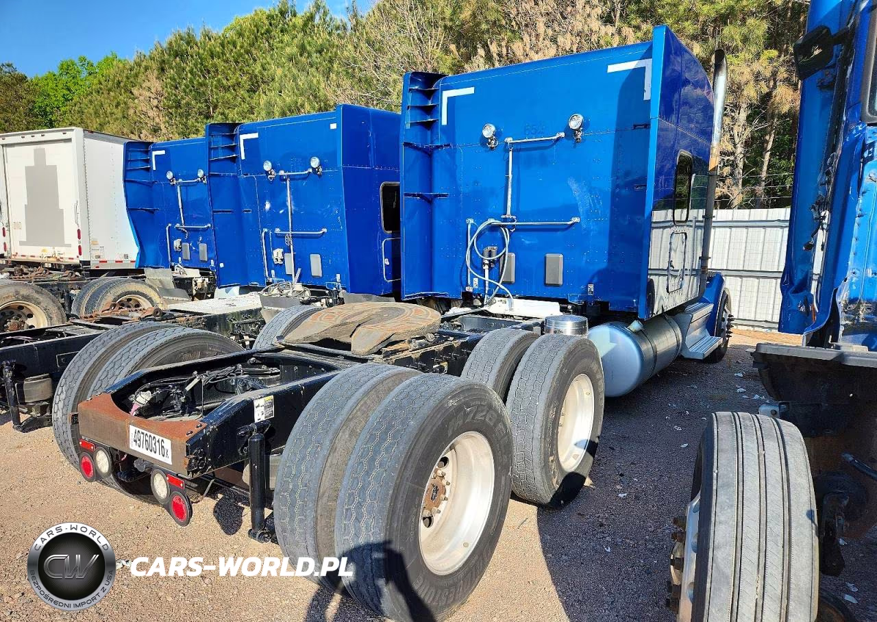 2021 Peterbilt 579 Semi Truck VIN:1XPBDP9X7MD718132 - 4