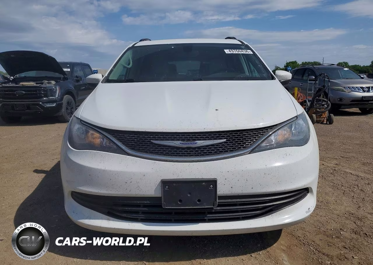2020 Chrysler Voyager Lxi VIN:2C4RC1DG2LR163481 - 5