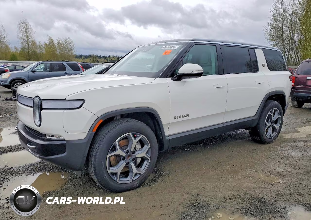 2024 Rivian R1S Adventure