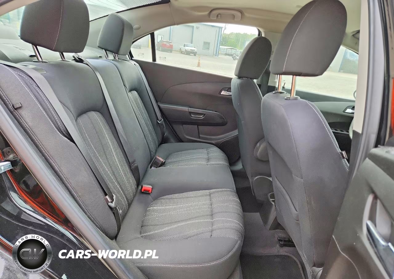 2018 Chevrolet Sonic Lt VIN:1G1JD5SH1J4105173 - 10