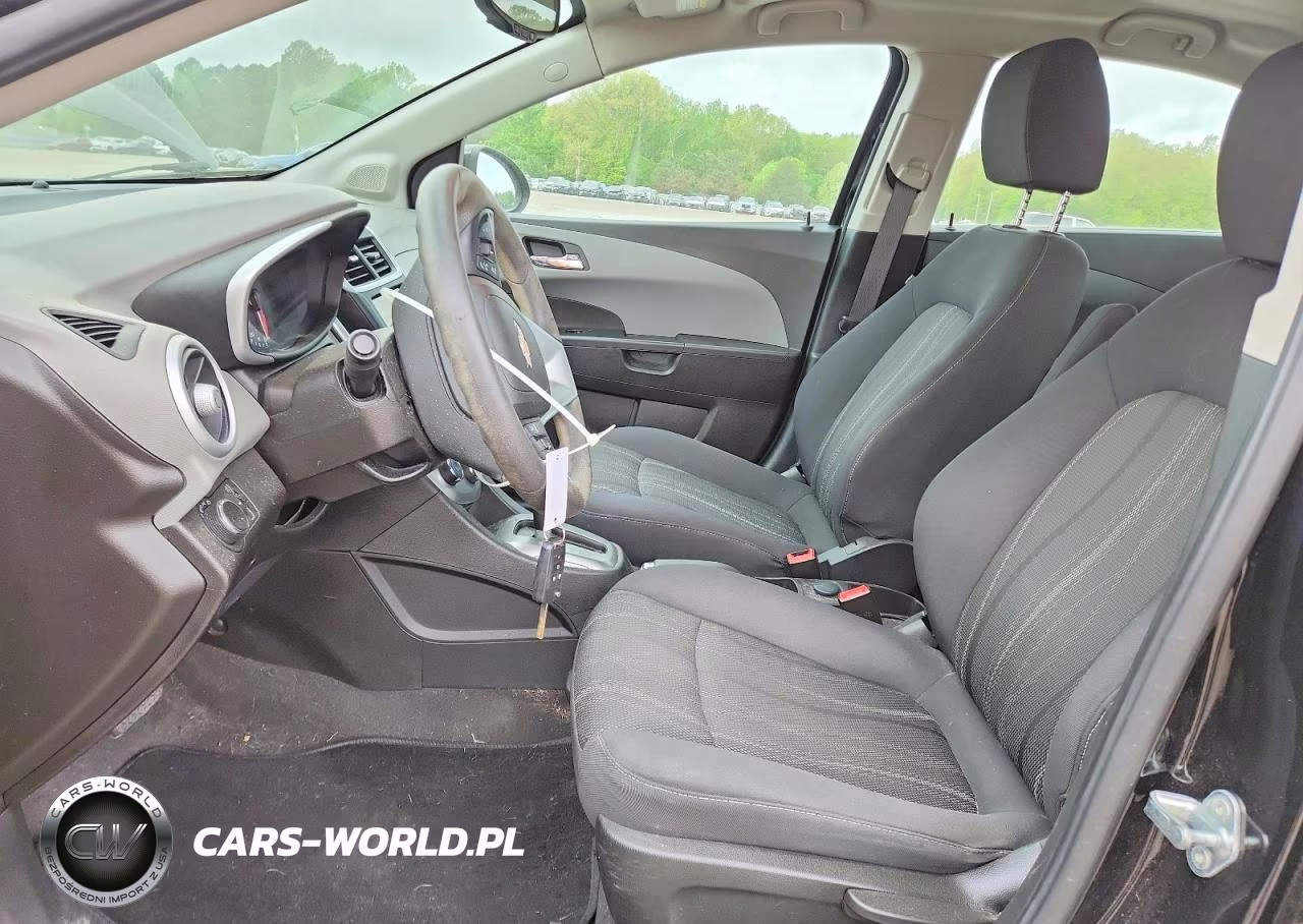 2018 Chevrolet Sonic Lt VIN:1G1JD5SH1J4105173 - 7