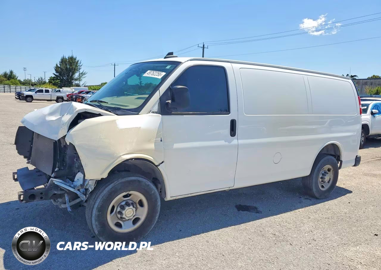 2022 Chevrolet Express G2500