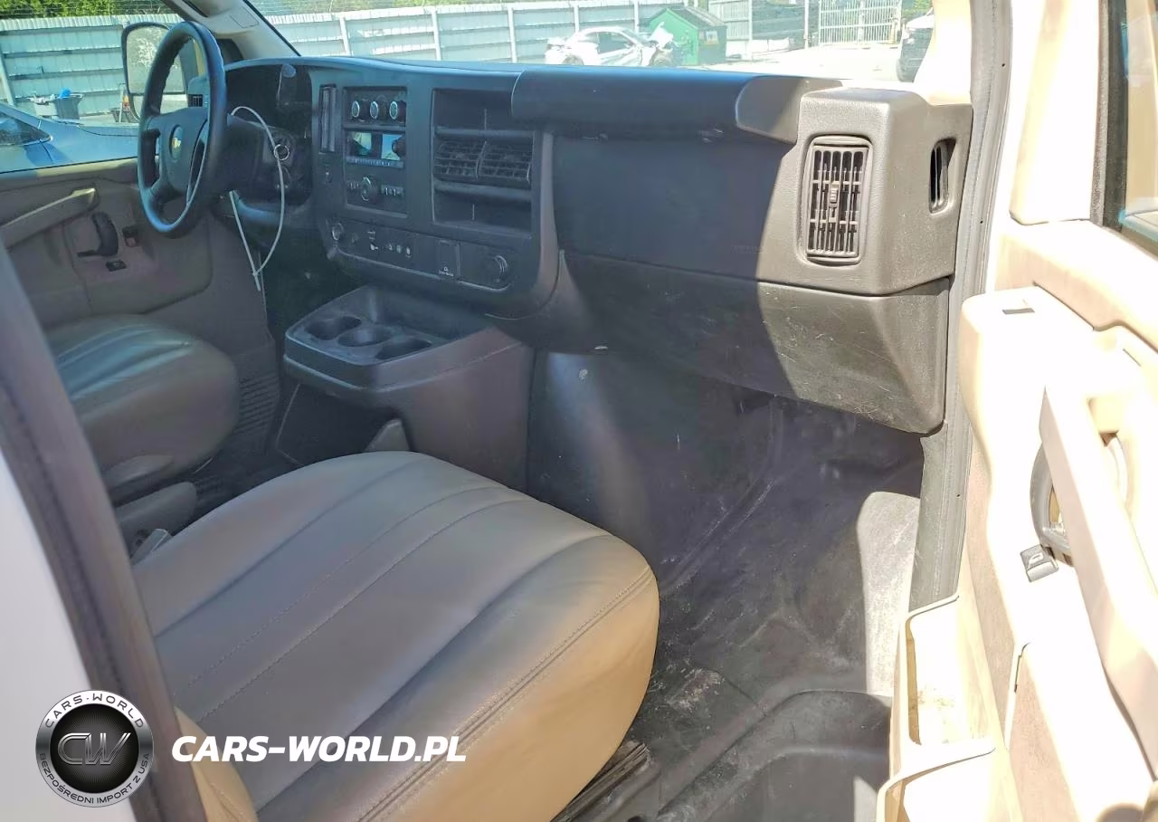 2022 Chevrolet Express G2500 VIN:1GCWGAFP9N1279871 - 8